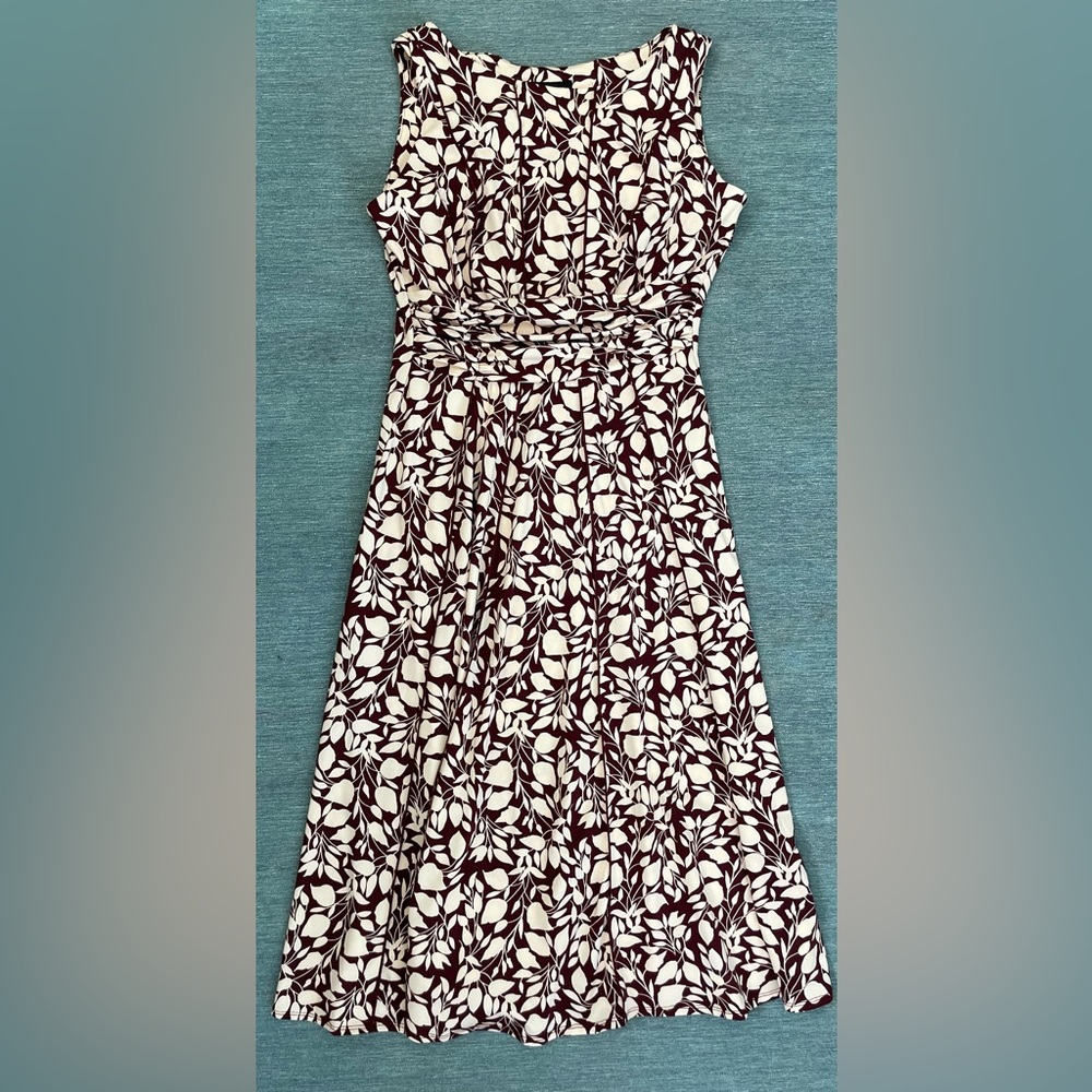 Women’s Floral Midi Sleeveless Panel Dress Size 10
